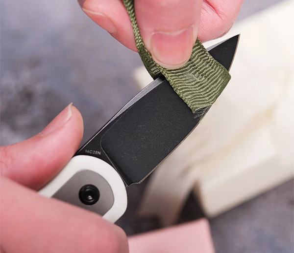 خلاصه ویژگیهای چاقوی جیبی Vosteed Corgi Pup