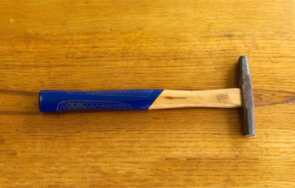 چکش رویهکوبی (Tack Hammer)