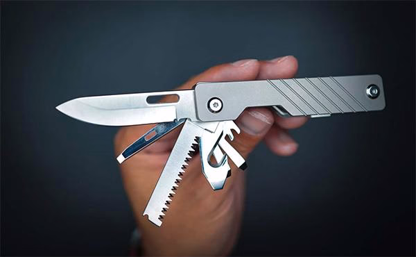 چاقوی تاشوی Zen و استفاده از سیستم ماژولار برای نصب و تعویض ابزار
