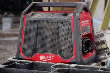 رادیو و شارژر بلوتوثی 2956-20 M18 میلواکی معرفی شد